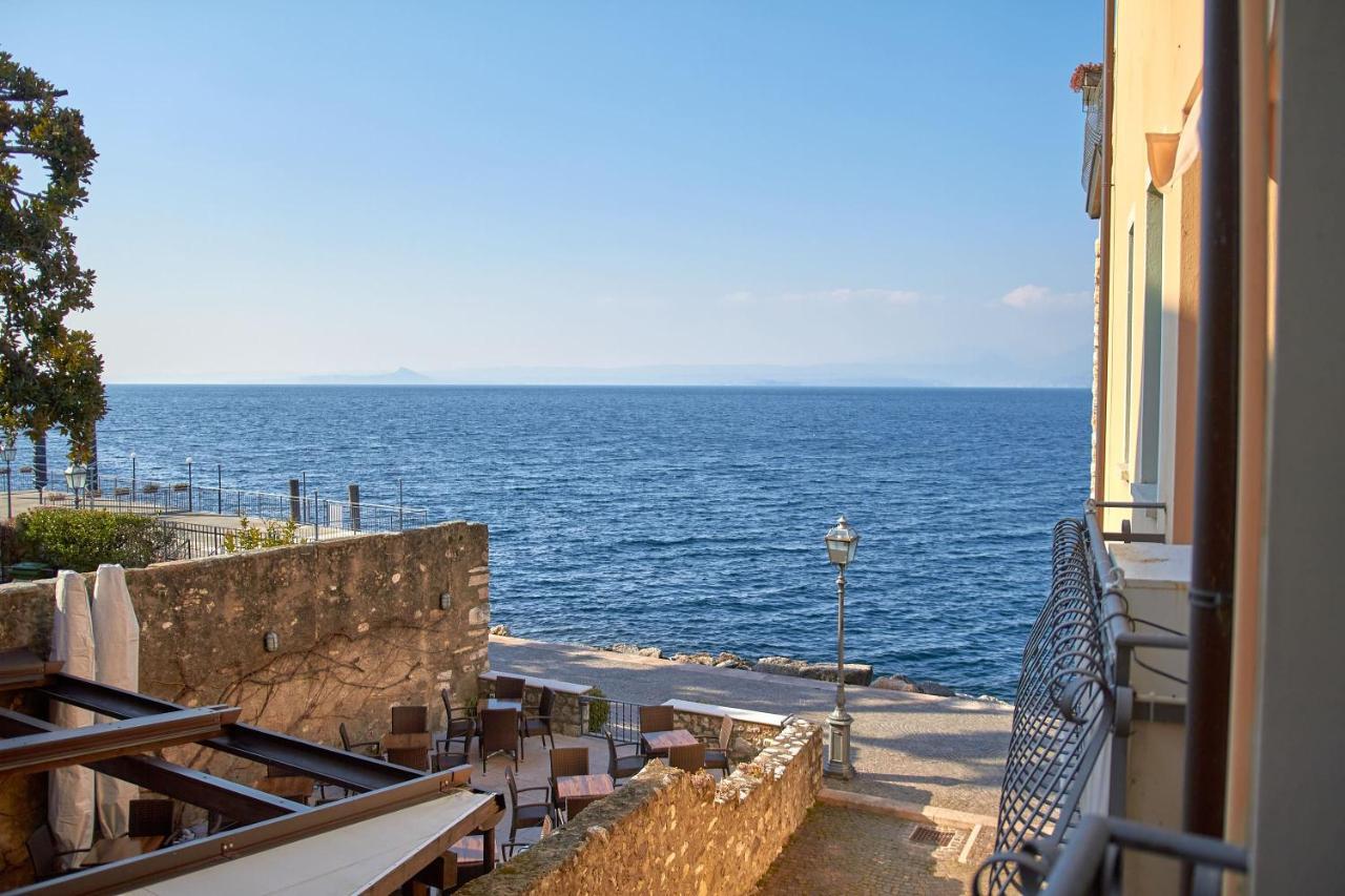 Apartmentsgarda - Residenza Dei Navigatori 托里德尔贝纳科 外观 照片