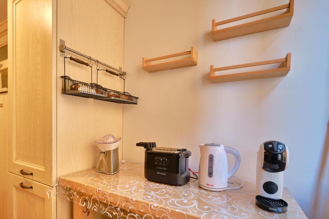 Apartmentsgarda - Residenza Dei Navigatori 托里德尔贝纳科 外观 照片