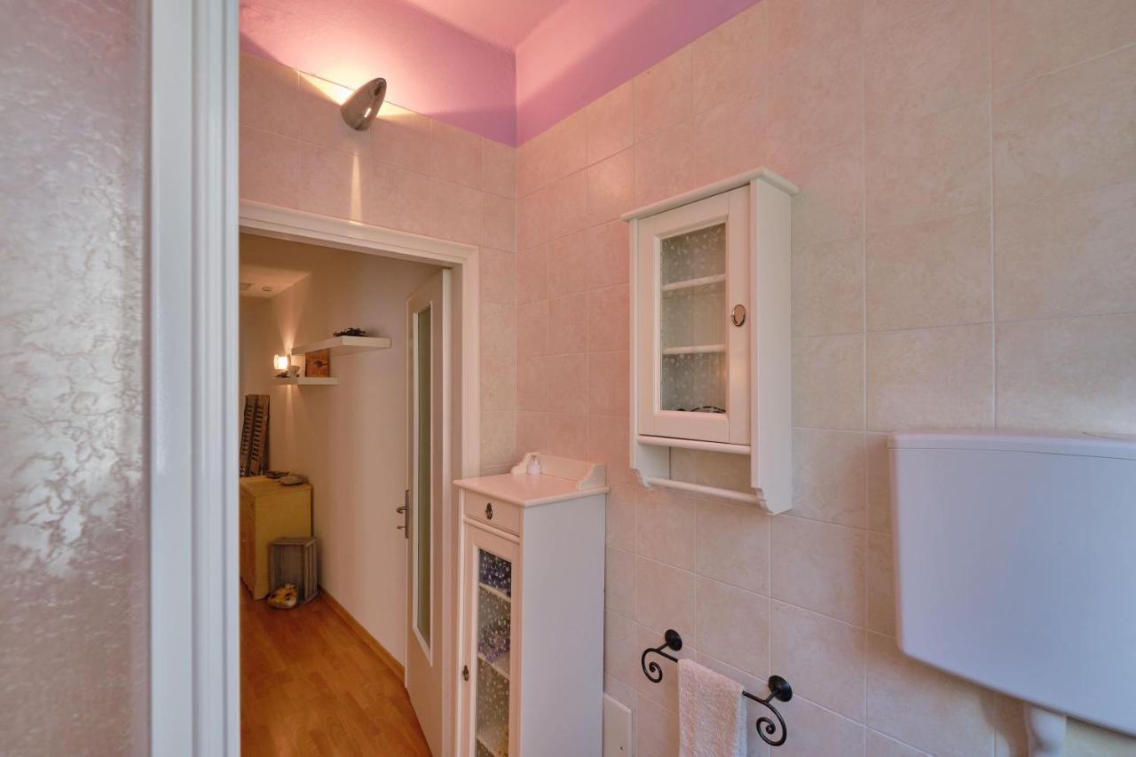 Apartmentsgarda - Residenza Dei Navigatori 托里德尔贝纳科 外观 照片