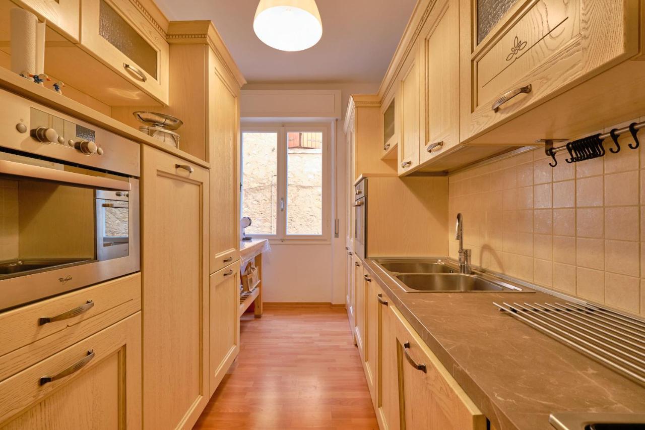 Apartmentsgarda - Residenza Dei Navigatori 托里德尔贝纳科 外观 照片