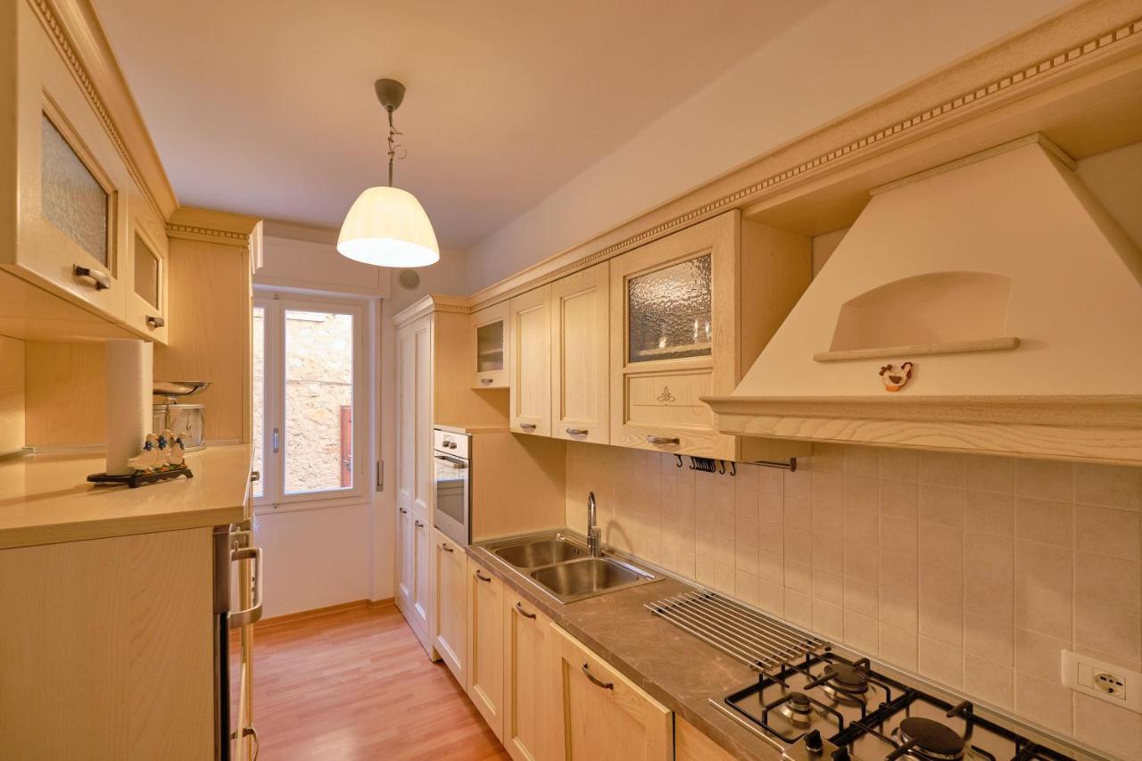 Apartmentsgarda - Residenza Dei Navigatori 托里德尔贝纳科 外观 照片